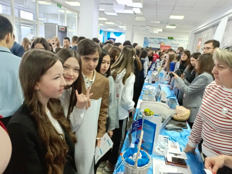 Живи и работай в Оренбуржье.